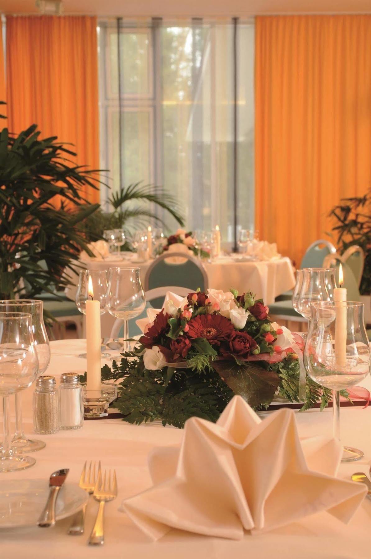Parkhotel Weingarten Weingarten  Restaurant photo